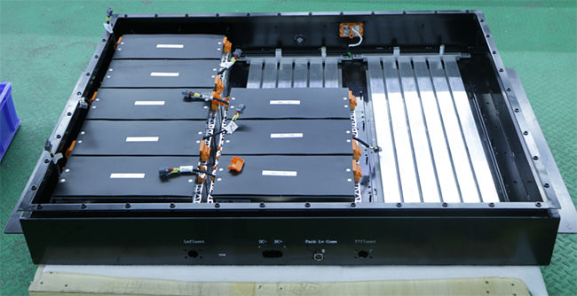 pacchetto 90S2P della batteria dello ione EV del litio di 330V 100Ah NCM per i veicoli elettrici 1